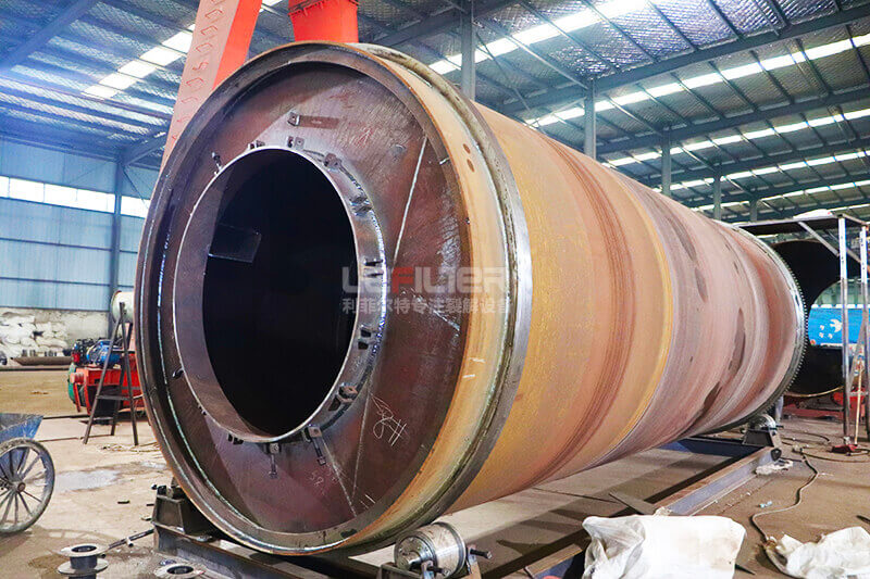 利菲爾特?zé)崃呀庠O(shè)備制作當(dāng)中 利菲爾特?zé)崃呀庠O(shè)備制作當(dāng)中