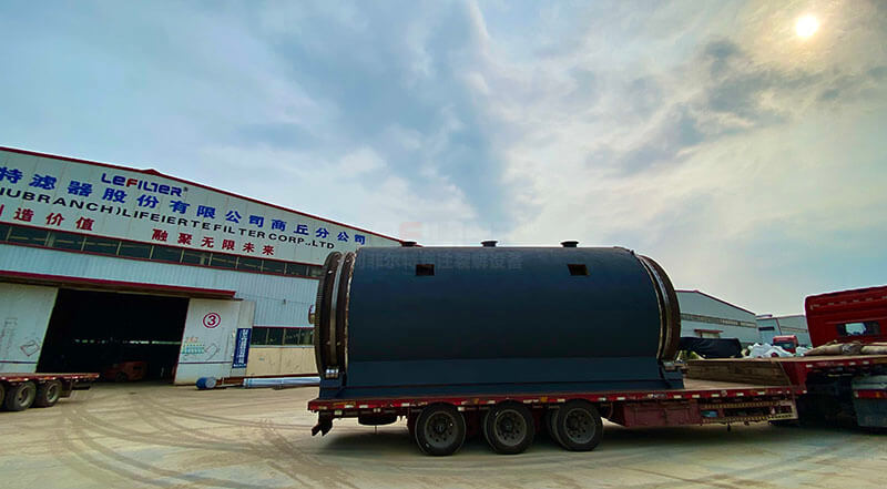 河北石家莊10萬噸輪胎煉油項(xiàng)目訂購(gòu)設(shè)備發(fā)車04